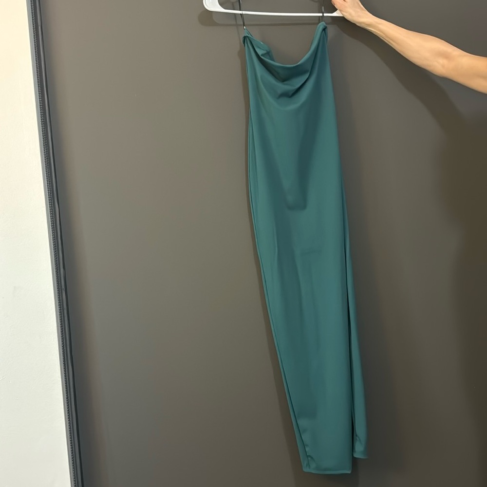 Long green strapless dress